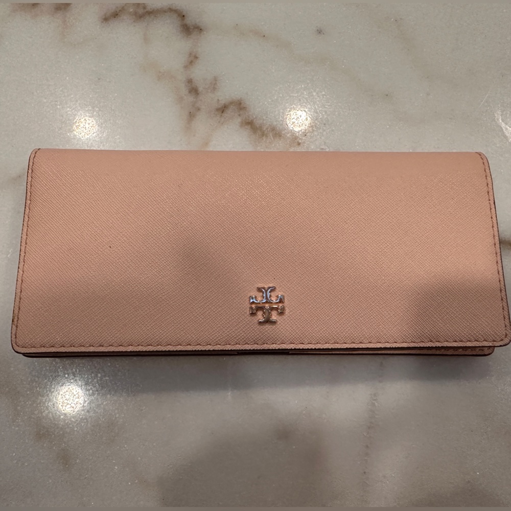 Tory Burch pink long wallet. Like New